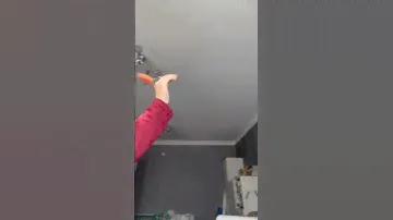 Кручу брелок 😅😅😂**РЖАКА￼**