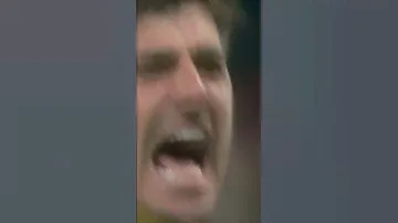 Davies can't convert from the spot