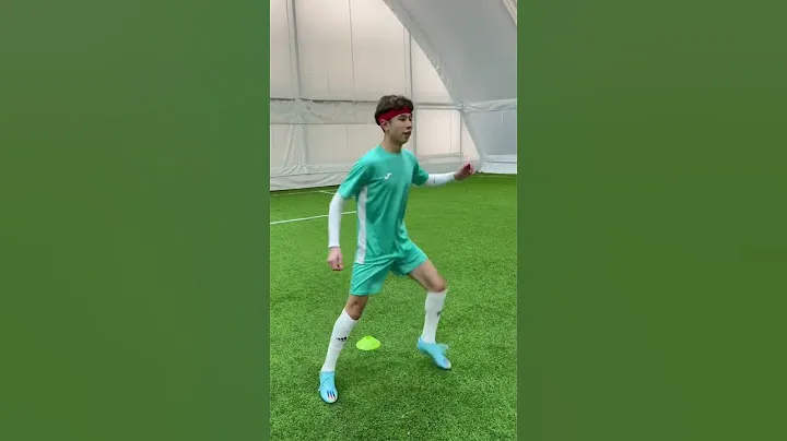 ASMR ⚽️🔊. #ASMR #football #training #asmrsounds #soccer