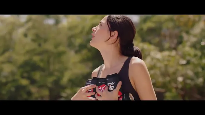 Реклама Coca Cola  к ЧМ-по футболу 2018  - тренера бутылок