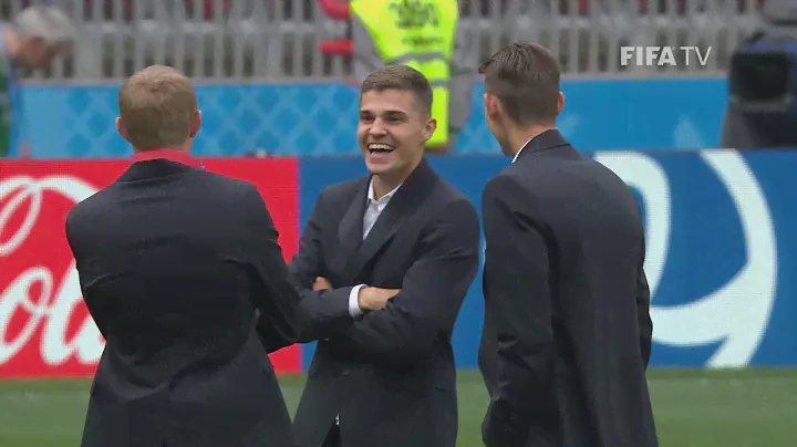 RUSSIA ARRIVE - MATCH 1 @ 2018 FIFA World Cup™